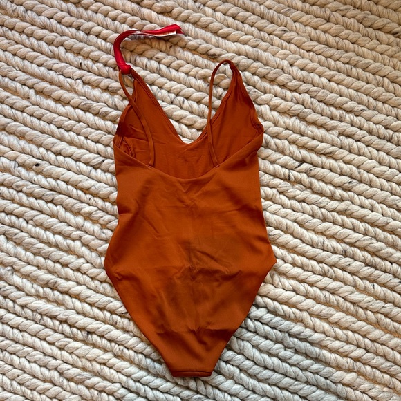 NWT Left On Friday Sunday Suit, Bronze (Brown) Size Small, Regular Length - Picture 4 of 9